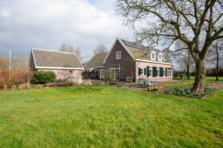 Middelaarseweg 8