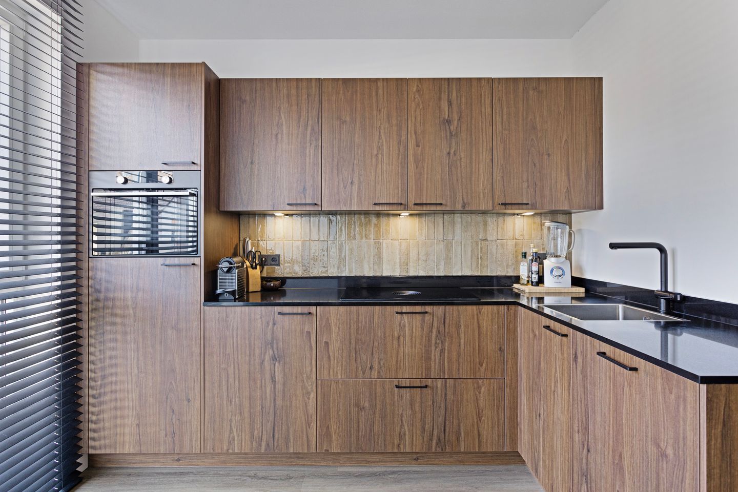 Foto 10 van Karel Mollenstraat Zuid 42-B