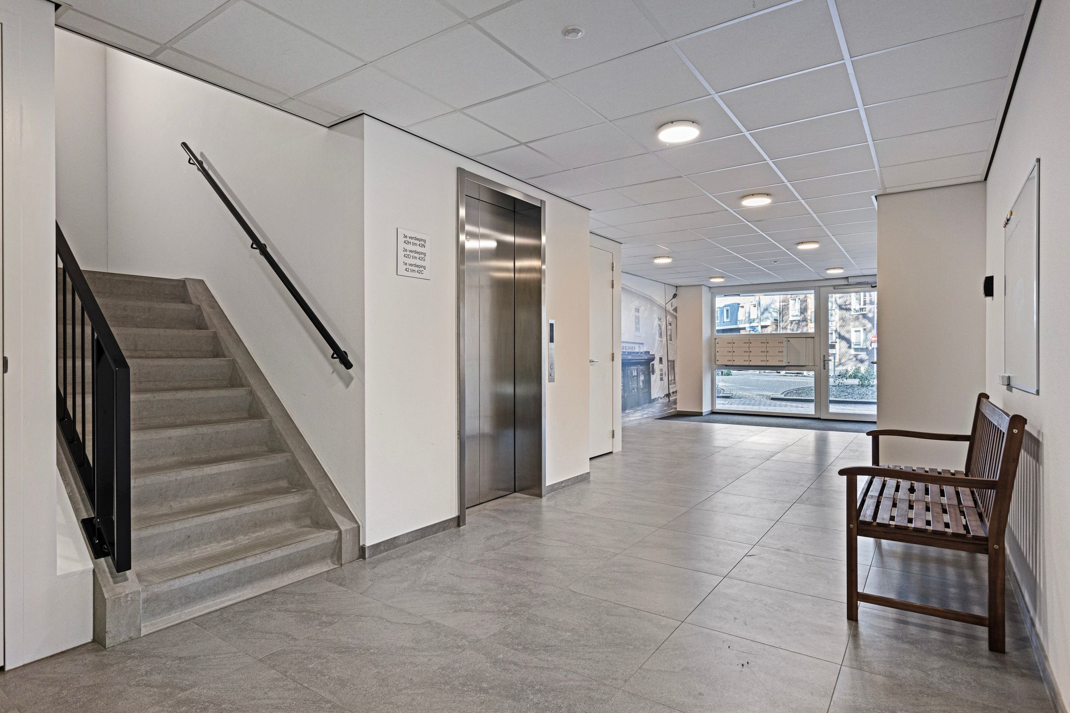 Foto 24 van Karel Mollenstraat Zuid 42-B