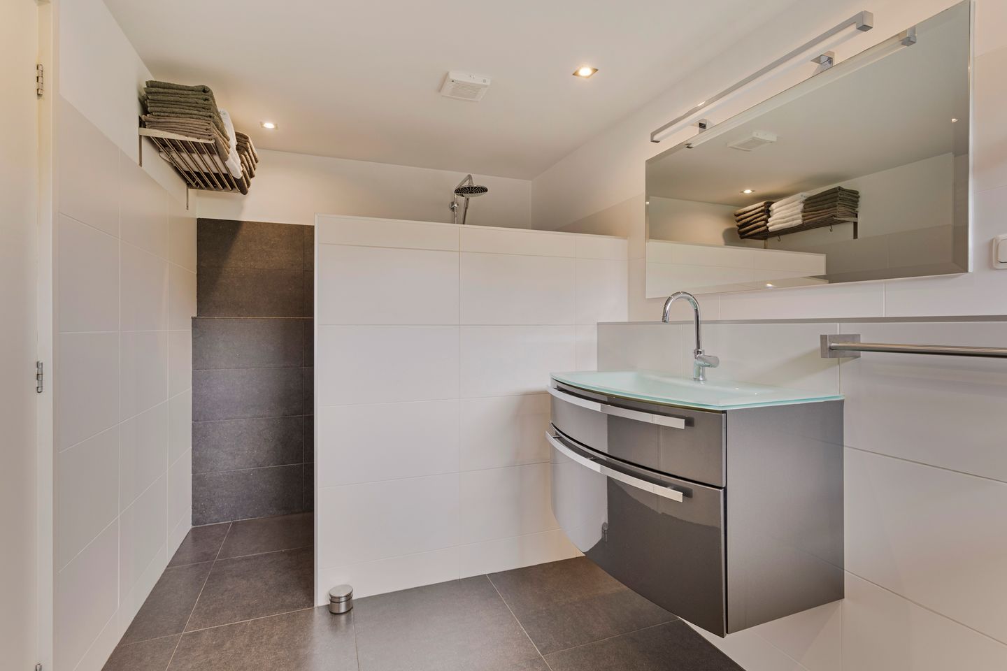 Foto 20 van Antwerpsestraatweg 215