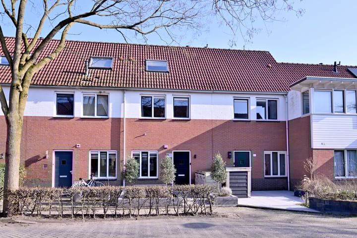 Foto 1 van Versteegstraat 21