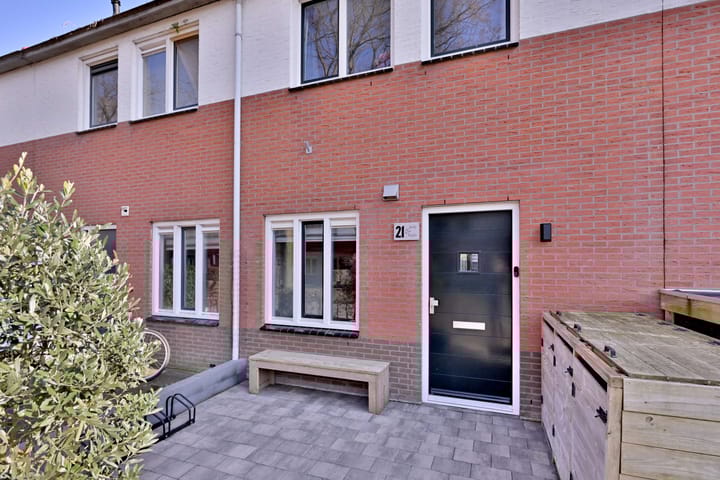 Foto 2 van Versteegstraat 21