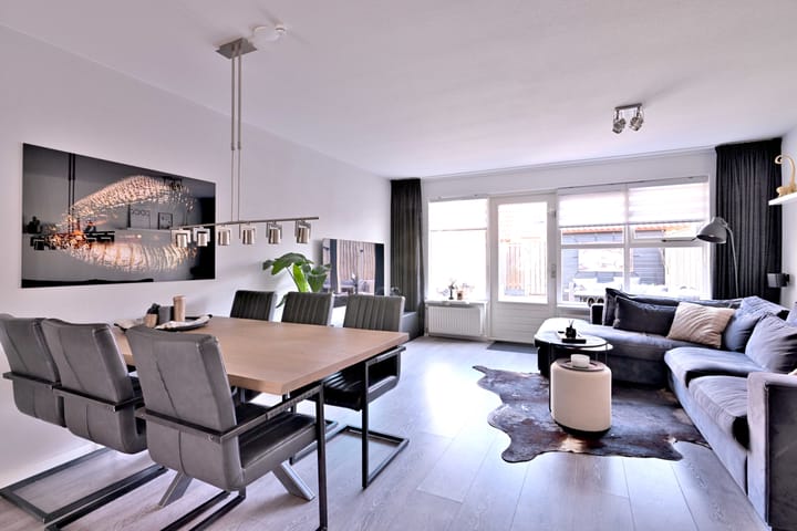 Foto 4 van Versteegstraat 21