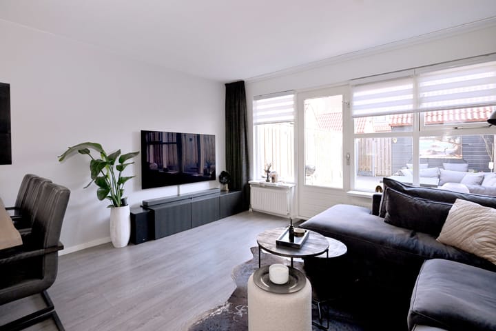 Foto 5 van Versteegstraat 21