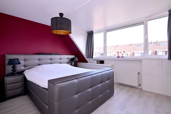 Foto 15 van Versteegstraat 21