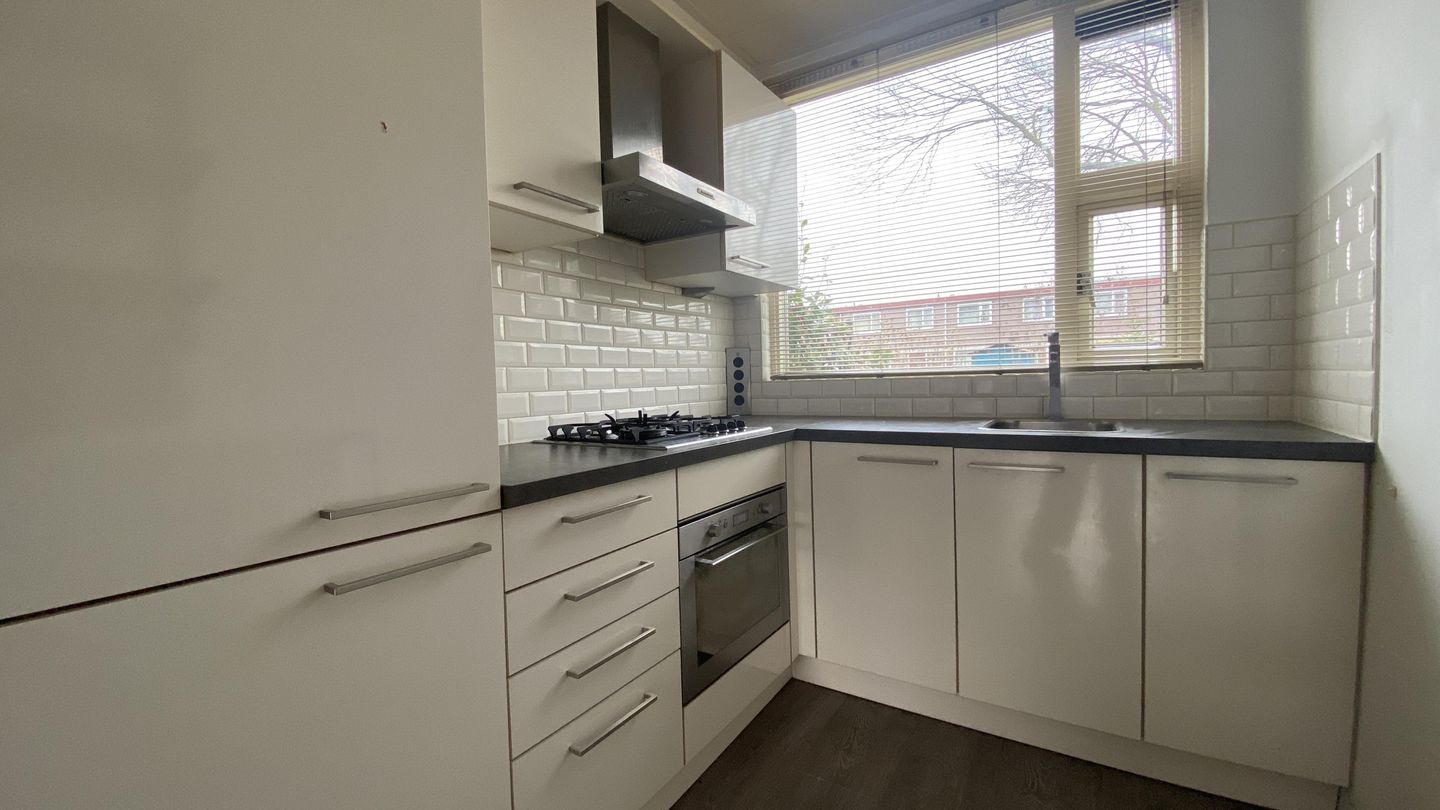 Photo 5 of Burgemeester Molenaarstraat 118