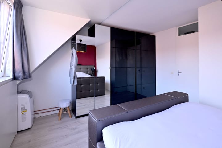 Foto 16 van Versteegstraat 21