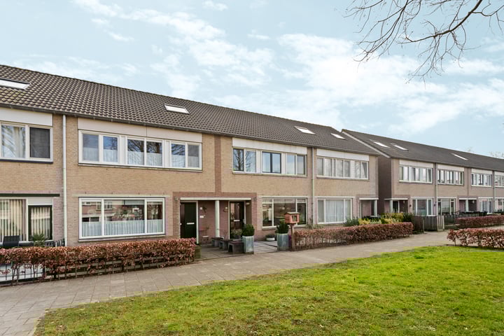 View photo of Lotusbloemweg 16