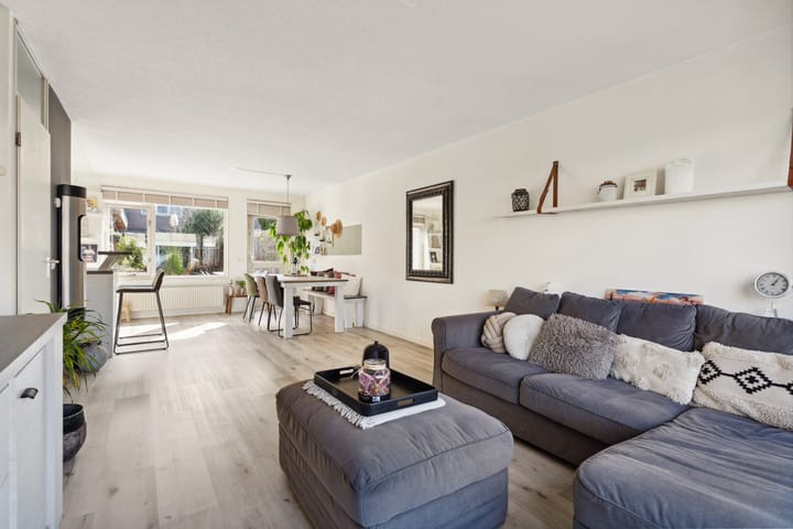 Foto 10 van Lotusbloemweg 16