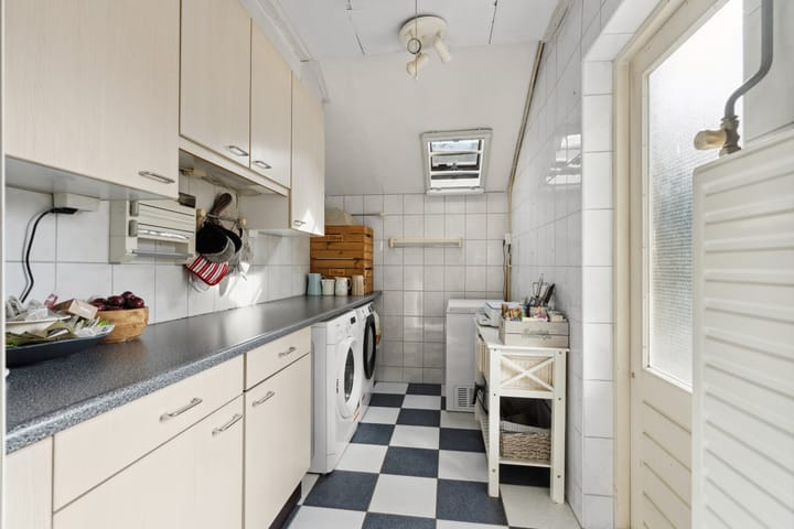 Foto 16 van Lotusbloemweg 16