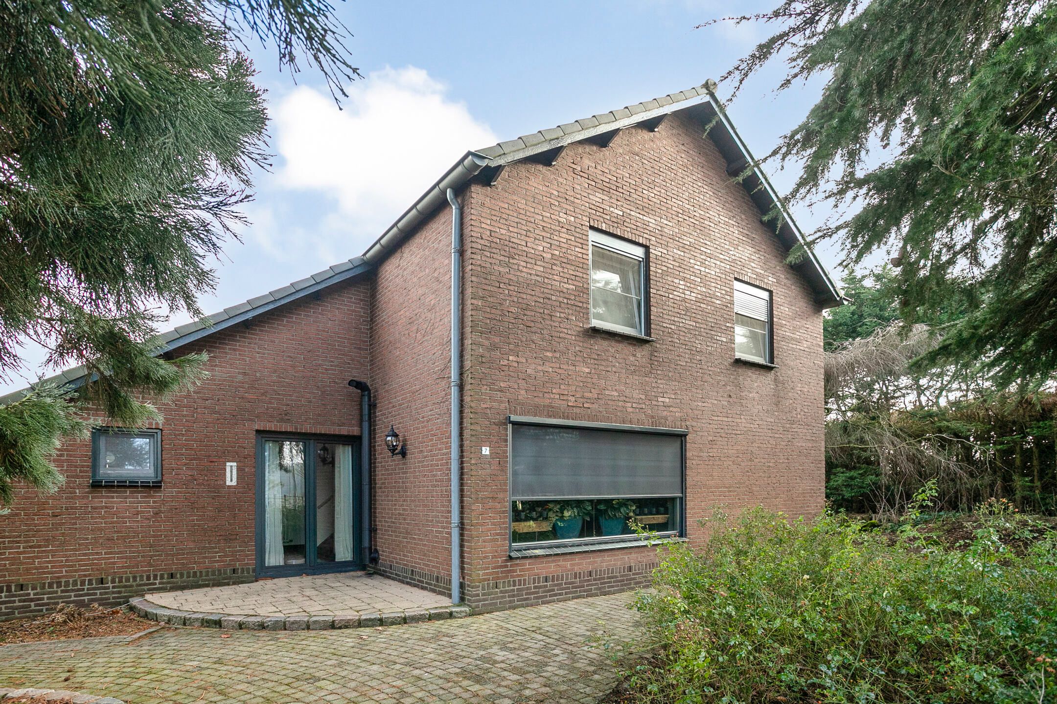 Emmastraat 7 
