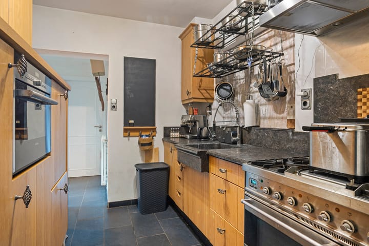 Photo 3 of Emmastraat 7