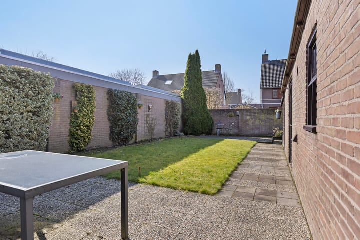 Foto 25 van Helpad 6