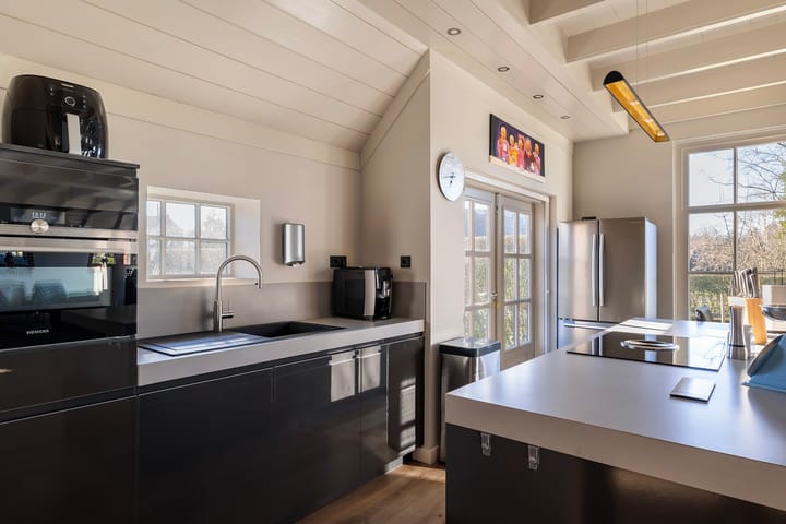 Foto 17 van Rolderstraat 2