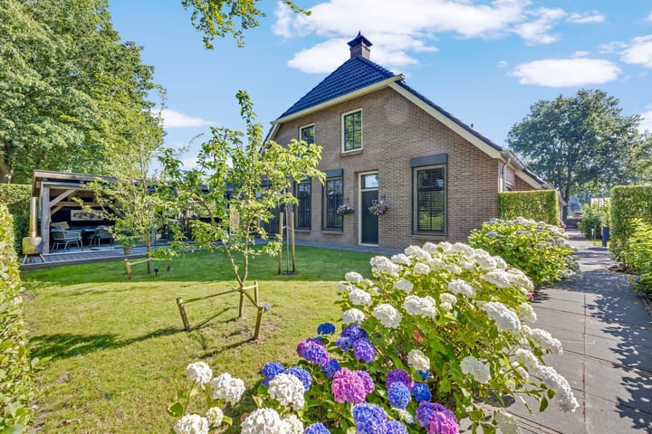 Foto 43 van Rolderstraat 2