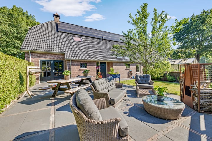 Foto 45 van Rolderstraat 2