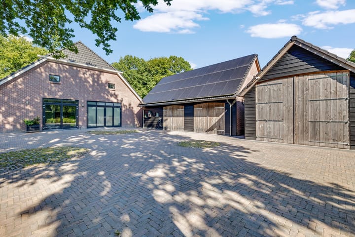 Foto 49 van Rolderstraat 2