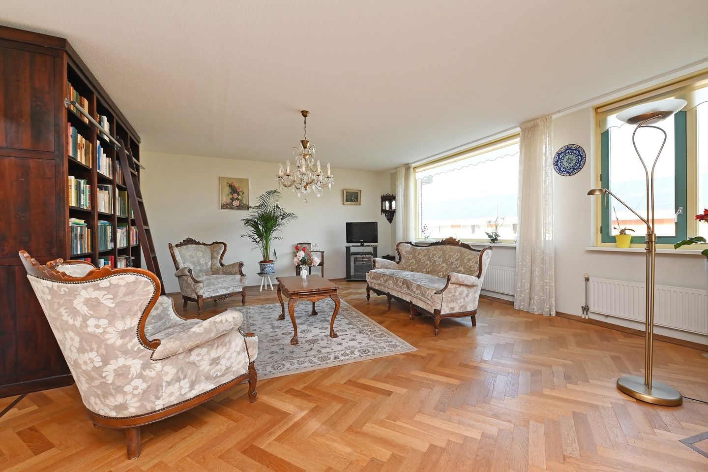 Foto 10 van Meidoornlaan 72