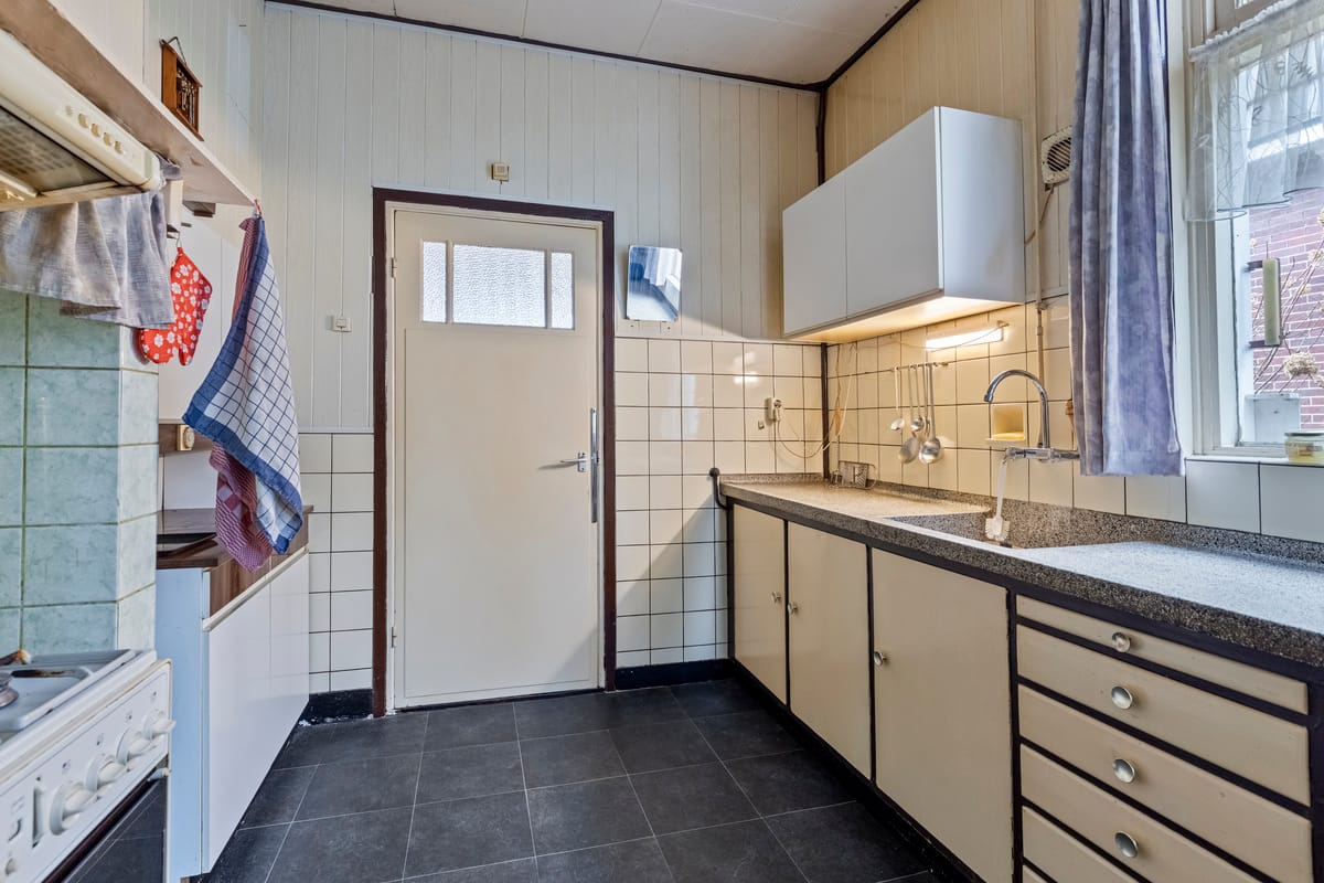 Foto 12 van Damstraat 20