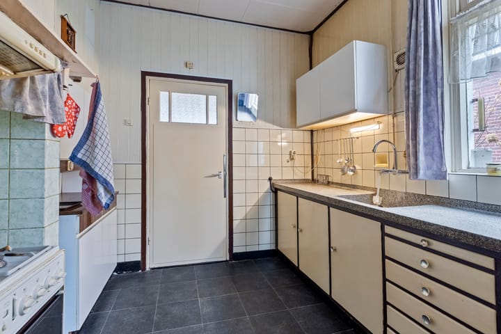 Foto 12 van Damstraat 20