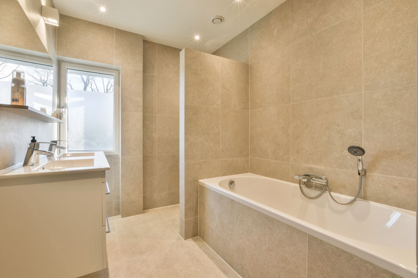 Foto 20 van Nassaulaan 16