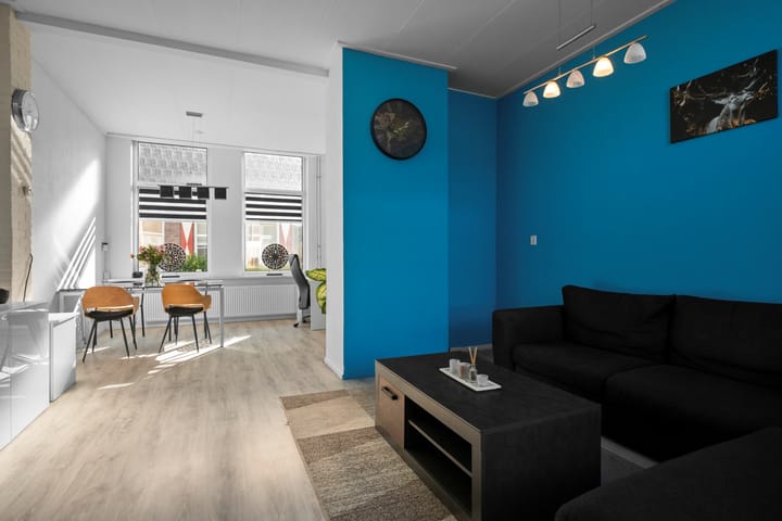 Photo 9 of Wilhelminastraat 15