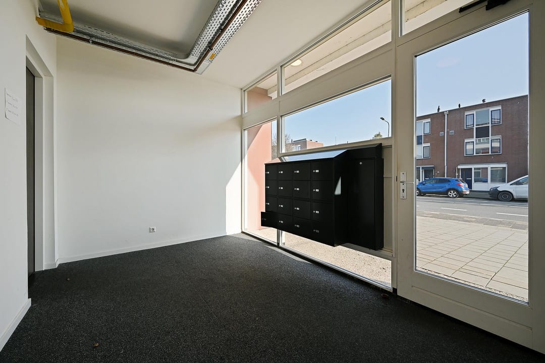 Foto 2 van Uiverlaan 14-B