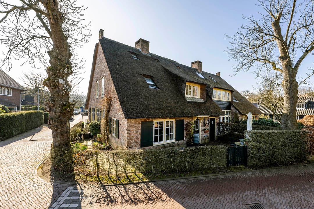 Huis te koop: Oosterend 4-B 1251 HN Laren (NH) [funda]