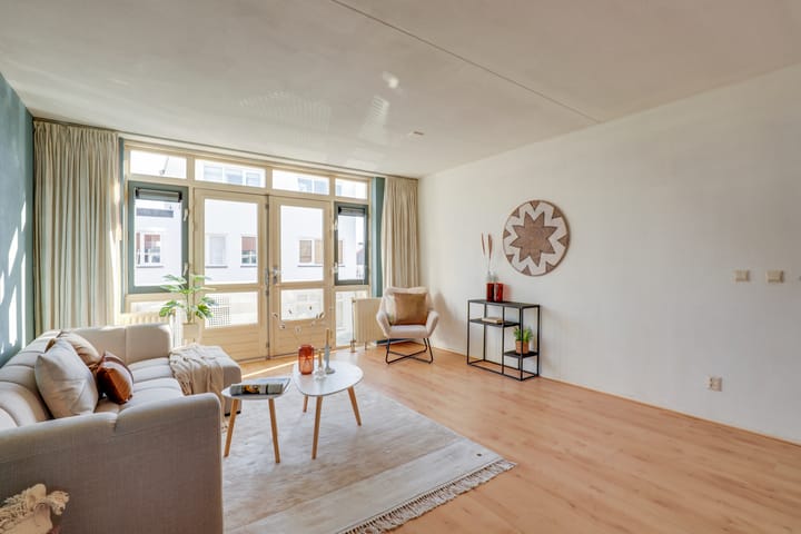 Foto 4 van Johannes Uitenbogaertstraat 30