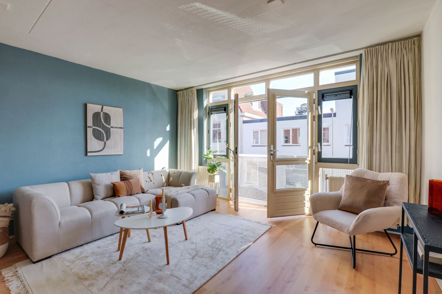 Foto 5 van Johannes Uitenbogaertstraat 30