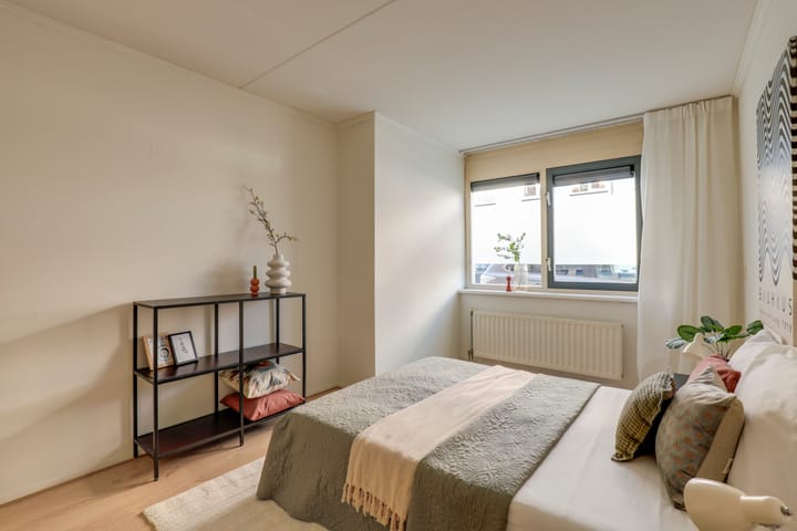 Foto 12 van Johannes Uitenbogaertstraat 30