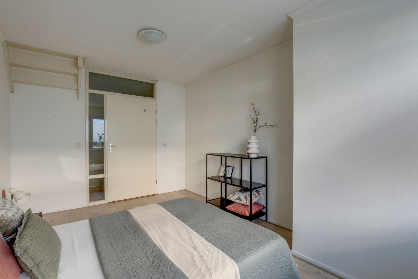 Foto 14 van Johannes Uitenbogaertstraat 30