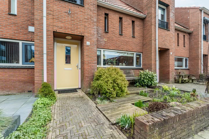 Foto 2 van Abrikozenplein 6