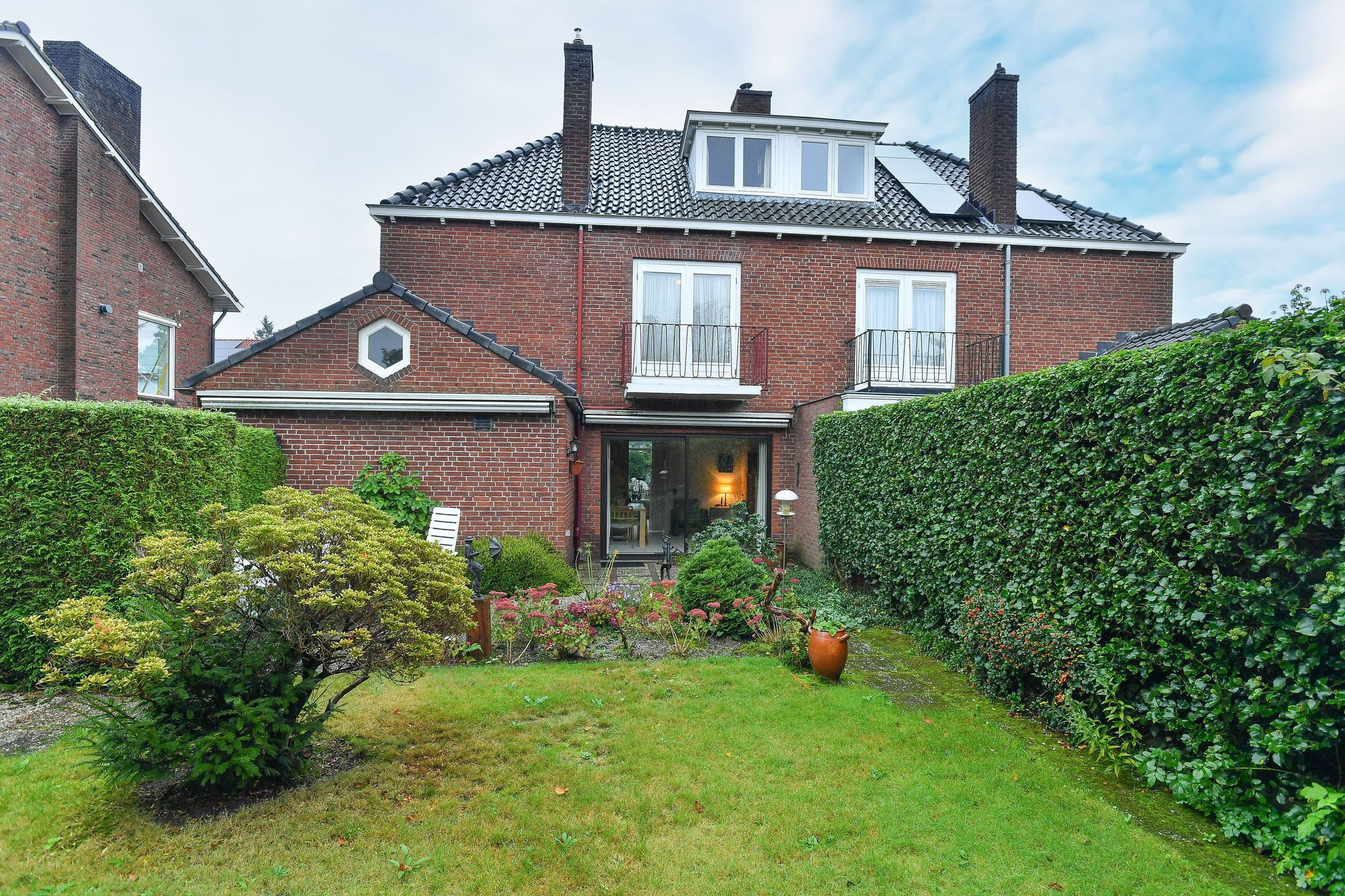 Photo 27 of Albert Cuypstraat 17