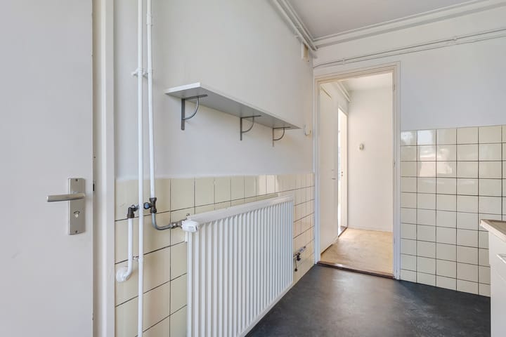 Foto 16 van Jan Buschstraat 25