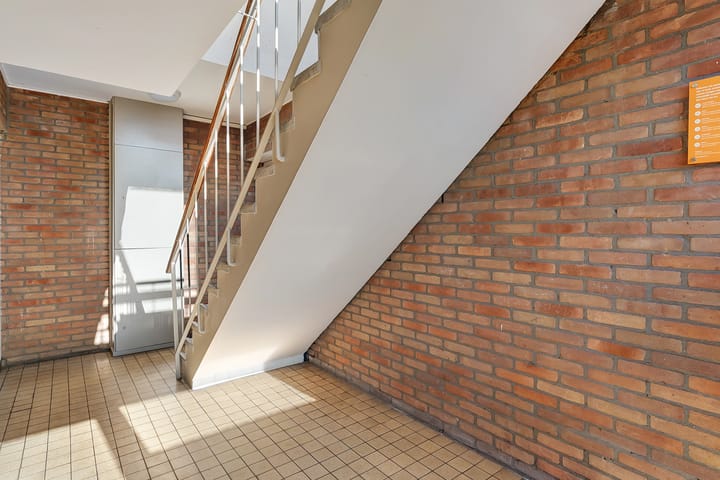 Foto 27 van Jan Buschstraat 25