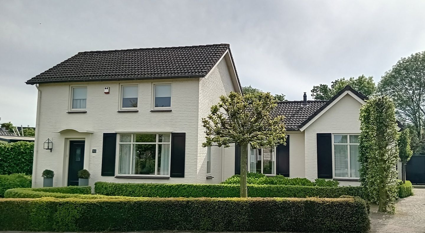 Foto 1 van Burg Thijssenstraat 31