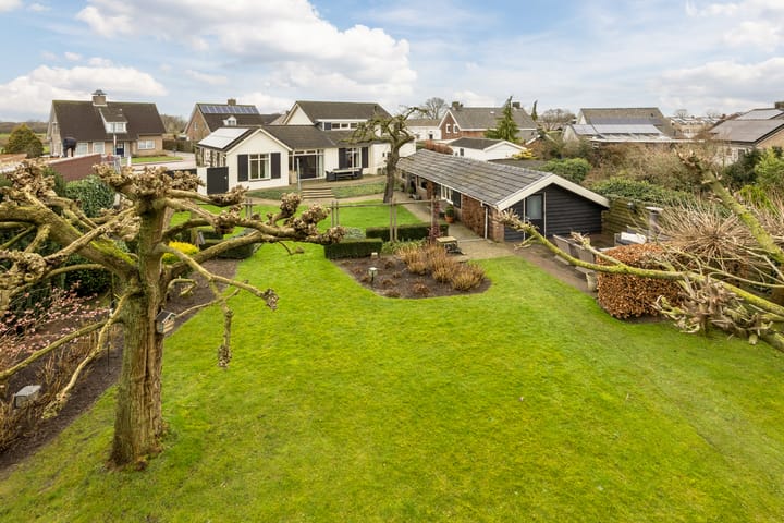 Foto 28 van Burg Thijssenstraat 31