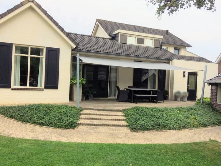 Foto 38 van Burg Thijssenstraat 31