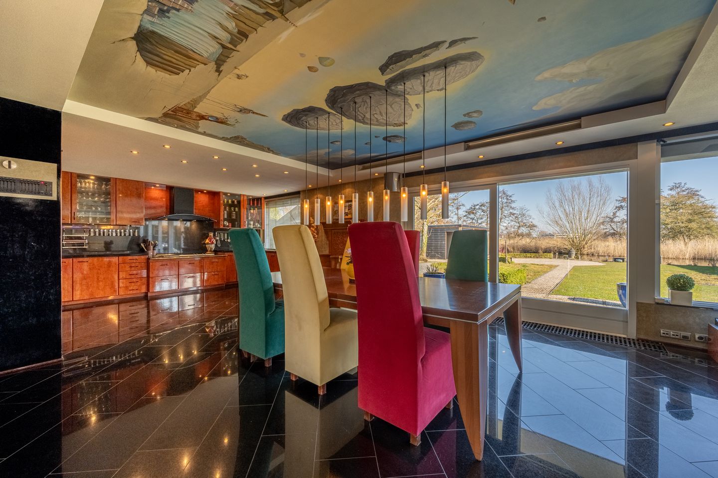 Foto 10 van Binnenmaasoever 16