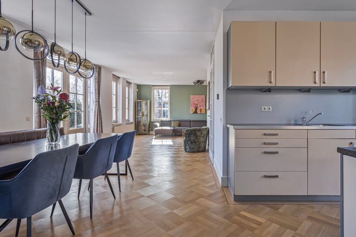 Foto 16 van Laakboulevard 310