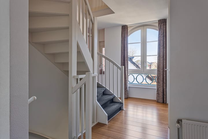 Foto 24 van Laakboulevard 310