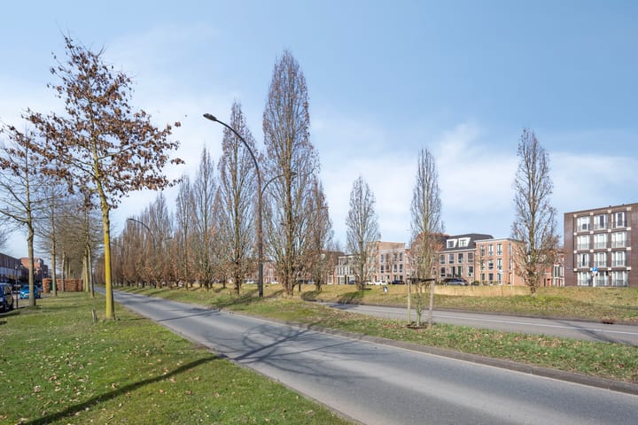 Foto 57 van Laakboulevard 310