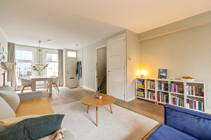 Foto 9 van Van Oldenbarneveldtstraat 38-H