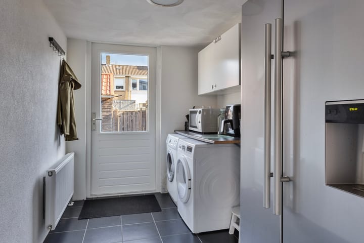 Foto 33 van de Bruynstraat 6