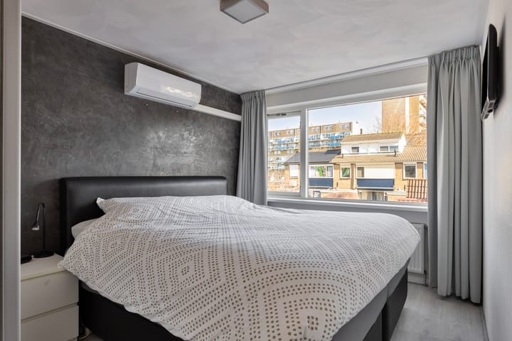 Foto 35 van de Bruynstraat 6