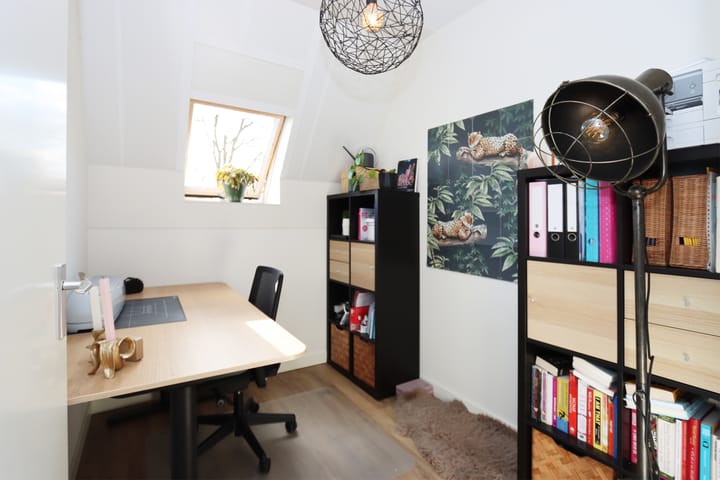 Foto 21 van Bezembinder 50