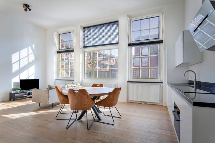 Photo 1 of Bankastraat 42-E