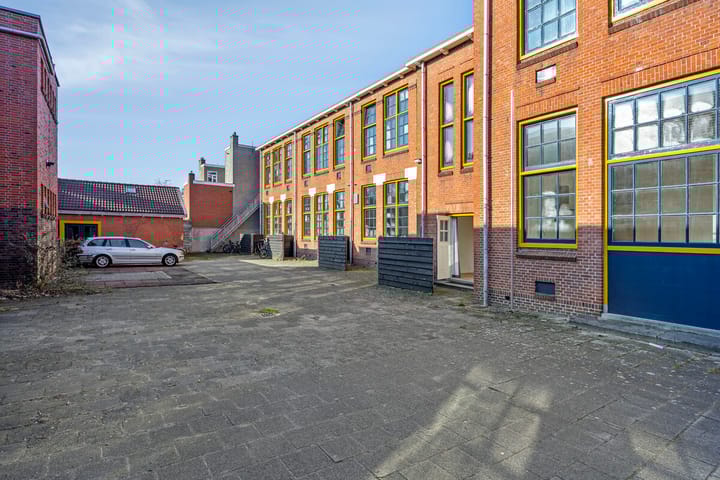 Photo 15 of Bankastraat 42-E