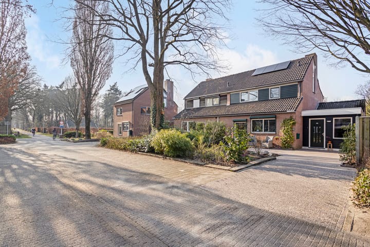 Foto 40 van Albert Hahnweg 228